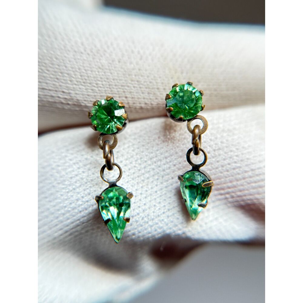 Swarovski Green Crystal Drop Earrings 0.625"